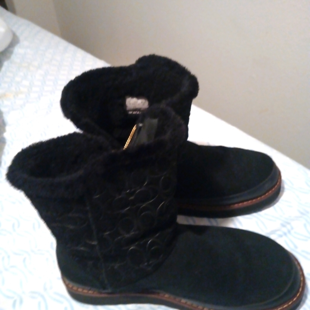 Coach boots